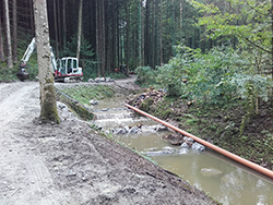 Sanierungsarbeiten am Reitbach unterhalb des Hochwasserrückhaltebeckens